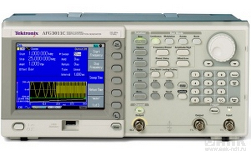 Универсальный генератор сигналов AFG3011C